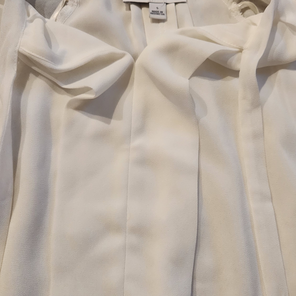 CeCe White Women's Blouse with Tie Detail - Picture 6 of 8